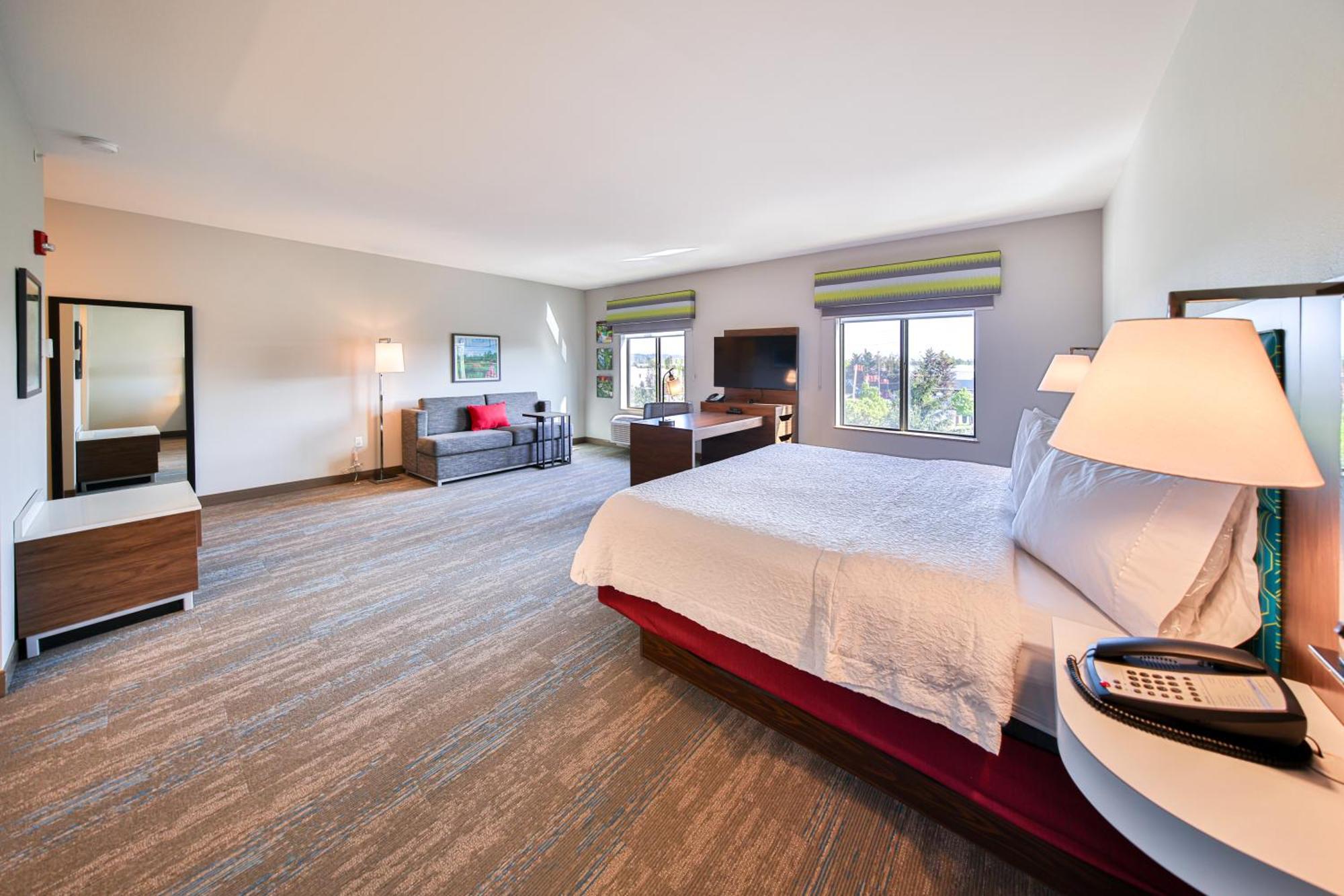 Hampton Inn & Suites By Hilton Seattle/Kent Exterior photo